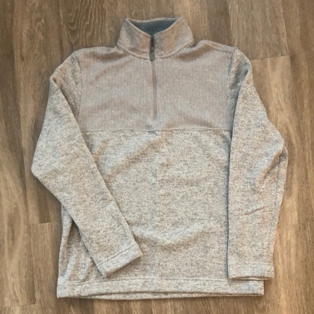 Van Huesen Medium Tam/Gray Fleece Quarter Zip Sweater. Classic Fit.